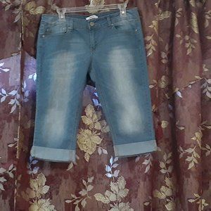 Bongo Cuffed Cropped Cotton Blue Jeans hits below knee Size 13